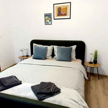 Orange House In The Old Town 3* بلوفديف